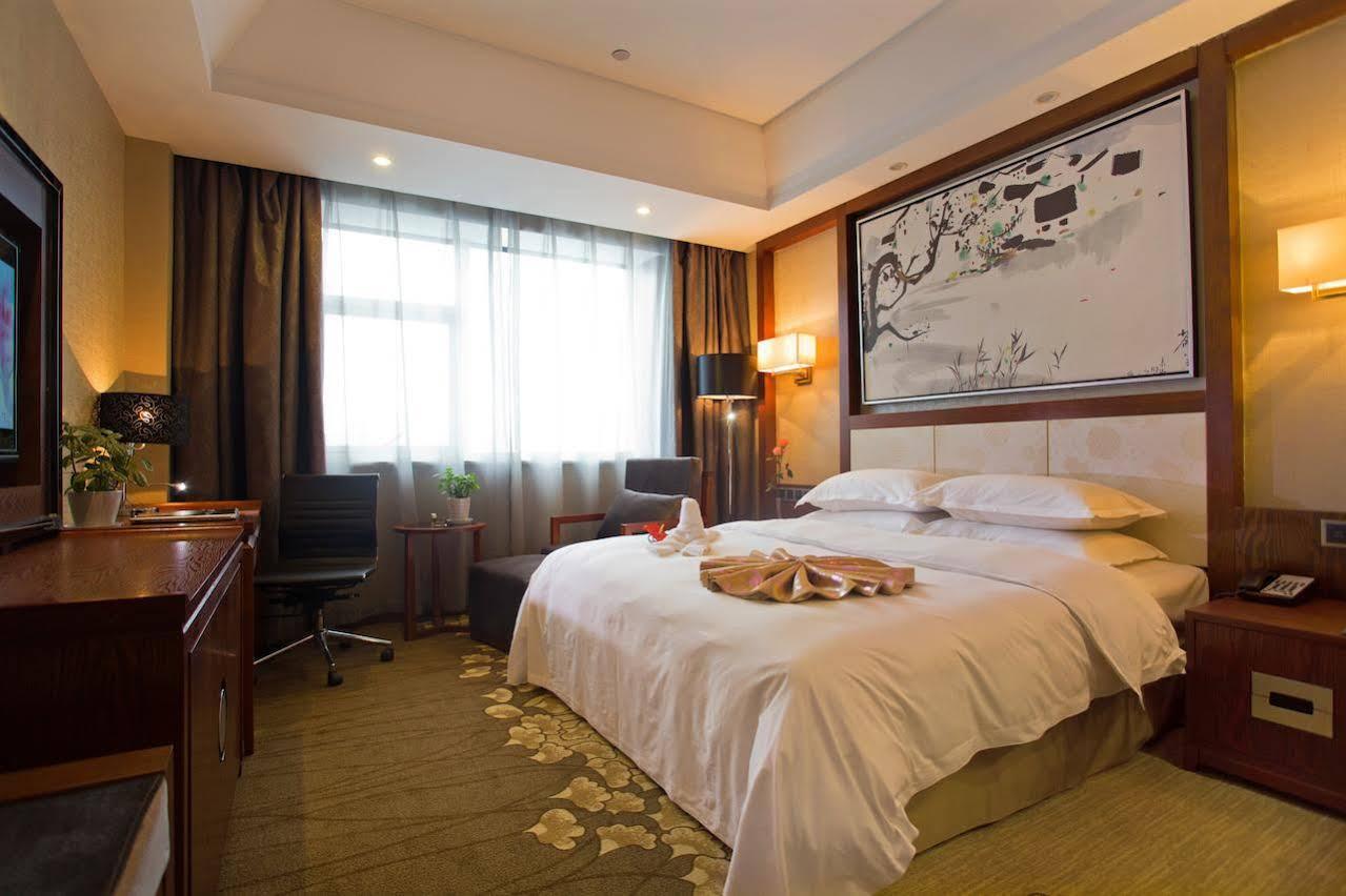 Joymoon Hotel Huang-shan Kültér fotó