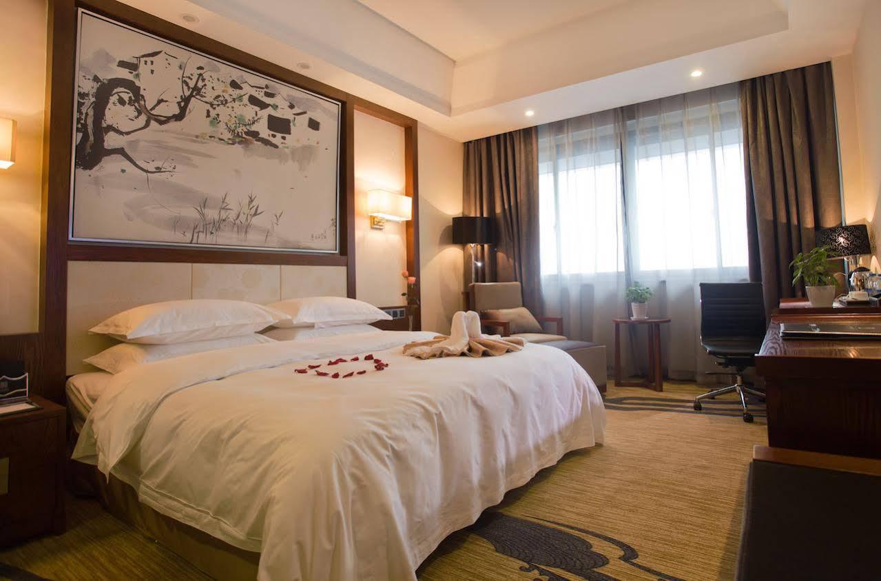 Joymoon Hotel Huang-shan Kültér fotó